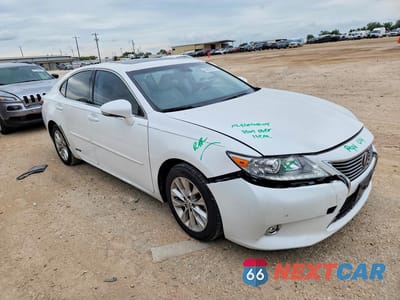 Czwarte zdjęcie samochodu z boku: 2014 LEXUS ES 300H VIN:JTHBW1GG7E2055510 - miniatura