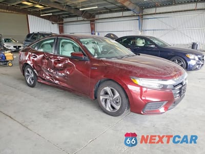 Czwarte zdjęcie samochodu z boku: 2020 HONDA INSIGHT EX VIN:19XZE4F55LE001191 - miniatura