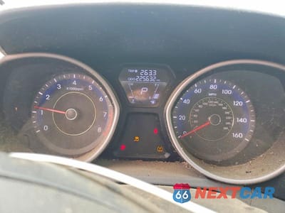 Zdjęcie 9 z 12 samochodu: 2011 HYUNDAI ELANTRA GLS VIN:KMHDH4AE8BU112712 - miniatura