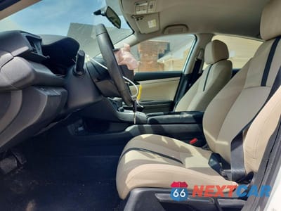 Zdjęcie 7 z 12 samochodu: 2018 HONDA CIVIC LX VIN:19XFC2F58JE017511 - miniatura