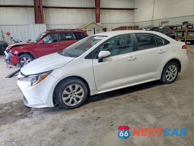 2024 TOYOTA COROLLA LE 5YFB4MDEXRP181671 - główne zdjęcie licytacji z USA - miniatura