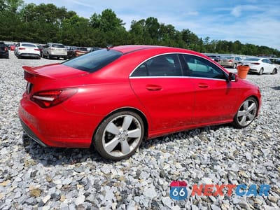 Trzecie zdjęcie samochodu z tyłu: 2019 MERCEDES-BENZ CLA 250 VIN:WDDSJ4EB0KN769620 - miniatura