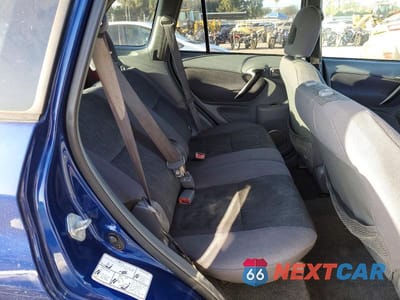 Zdjęcie 11 z 13 samochodu: 2002 TOYOTA RAV4 BASE VIN:JTEGH20V226001323 - miniatura