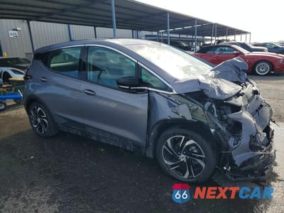 Czwarte zdjęcie samochodu z boku: 2023 CHEVROLET BOLT EV 2LT VIN:1G1FX6S06P4137171 - miniatura