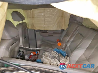 Zdjęcie 11 z 14 samochodu: 2008 CHEVROLET SUBURBAN K1500 LS VIN:1GNFK16338R128999 - miniatura