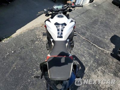 Zdjęcie 6 z 9 samochodu: 2020 SUZUKI GSX-S750 M VIN:JS1C533B2L7100426 - miniatura
