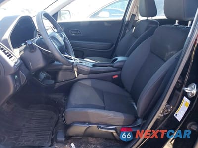 Zdjęcie 7 z 13 samochodu: 2019 HONDA HR-V LX VIN:3CZRU6H31KG721739 - miniatura