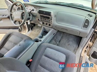 Zdjęcie 8 z 12 samochodu: 2003 FORD EXPLORER SPORT VIN:1FMYU60EX3UA95391 - miniatura