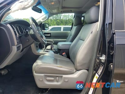 Zdjęcie 7 z 12 samochodu: 2017 TOYOTA SEQUOIA LIMITED VIN:5TDKY5G15HS066856 - miniatura