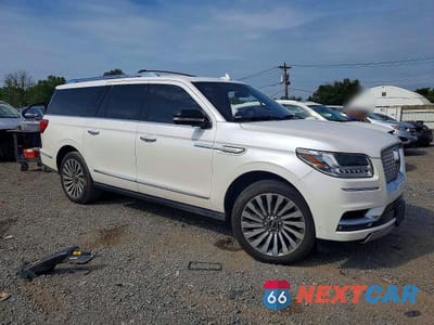 Czwarte zdjęcie samochodu z boku: 2018 LINCOLN NAVIGATOR L RESERVE VIN:5LMJJ3LT8JEL11651 - miniatura