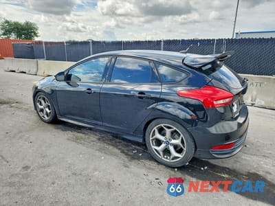 Drugie zdjęcie samochodu z przodu: 2017 FORD FOCUS ST VIN:1FADP3L94HL221447 - miniatura