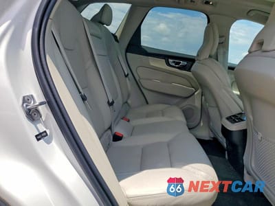 Zdjęcie 11 z 13 samochodu: 2021 VOLVO XC60 T6 INSCRIPTION VIN:YV4A22RL0M1723674 - miniatura