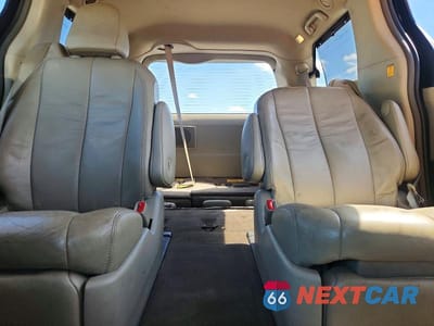 Zdjęcie 10 z 13 samochodu: 2012 TOYOTA SIENNA XLE 7-PASSENGER VIN:5TDDK3DC5CS042019 - miniatura