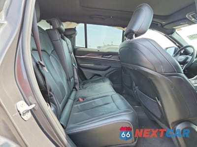 Zdjęcie 11 z 13 samochodu: 2025 JEEP GRAND CHEROKEE LIMITED VIN:1C4RJHBG3SC282505 - miniatura