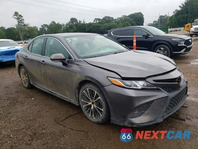 Czwarte zdjęcie samochodu z boku: 2019 TOYOTA CAMRY SE VIN:4T1B11HK4KU252651 - miniatura