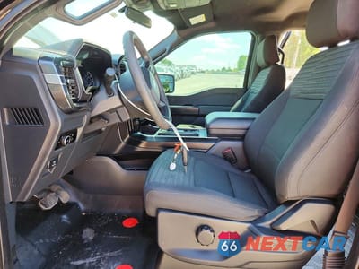 Zdjęcie 7 z 12 samochodu: 2023 FORD F150 SUPERCREW VIN:1FTFW1E55PKF61988 - miniatura