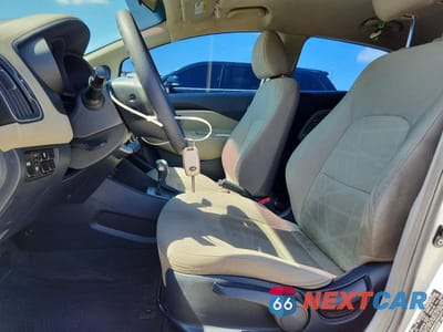 Zdjęcie 7 z 12 samochodu: 2016 KIA RIO LX VIN:KNADM4A31G6639756 - miniatura