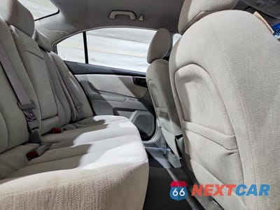 Zdjęcie 10 z 12 samochodu: 2007 KIA OPTIMA LX VIN:KNAGE123X75110657 - miniatura