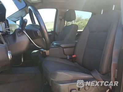 Zdjęcie 7 z 12 samochodu: 2022 GMC SIERRA K1500 SLE VIN:3GTUUBET7NG566762 - miniatura