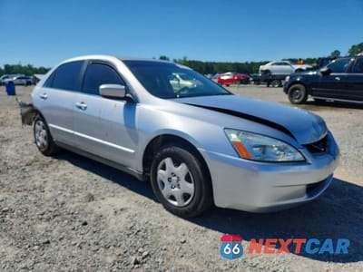 Czwarte zdjęcie samochodu z boku: 2005 HONDA ACCORD LX VIN:3HGCM56405G704194 - miniatura