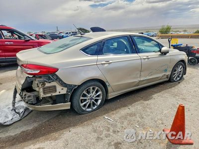 Trzecie zdjęcie samochodu z tyłu: 2017 FORD FUSION SE VIN:3FA6P0H70HR214771 - miniatura