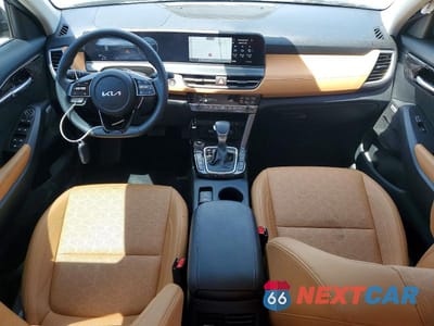 Zdjęcie 8 z 13 samochodu: 2024 KIA SELTOS SX VIN:KNDETCA76R7561771 - miniatura
