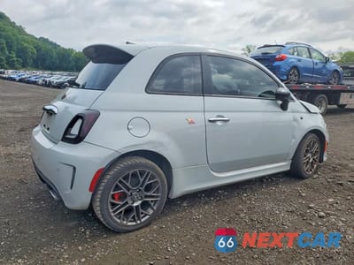 Trzecie zdjęcie samochodu z tyłu: 2017 FIAT 500 ABARTH VIN:3C3CFFFH1HT547891 - miniatura