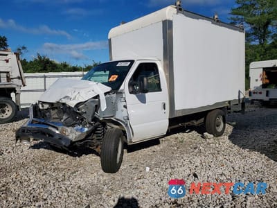2019 FORD ECONOLINE E350 SUPER DUTY CUTAWAY VAN 1FDWE3F69KDC63054 - główne zdjęcie licytacji z USA - miniatura