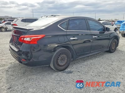 Trzecie zdjęcie samochodu z tyłu: 2018 NISSAN SENTRA SR VIN:3N1AB7AP8JY252267 - miniatura