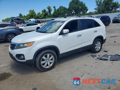 2011 KIA SORENTO LX 5XYKT4A18BG130197 - główne zdjęcie licytacji z USA - miniatura