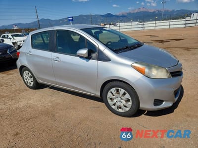 Czwarte zdjęcie samochodu z boku: 2012 TOYOTA YARIS 5-DOOR L VIN:JTDKTUD37CD511987 - miniatura