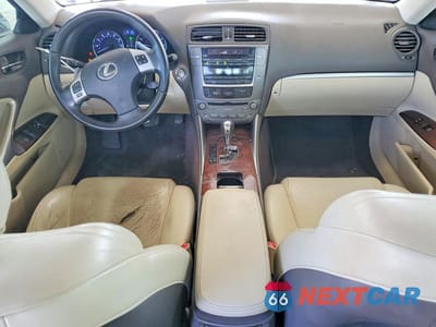 Zdjęcie 8 z 12 samochodu: 2013 LEXUS IS 250 VIN:JTHBF5C2XD5185215 - miniatura