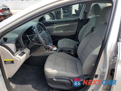 Zdjęcie 7 z 12 samochodu: 2017 HYUNDAI ELANTRA SE VIN:5NPD84LF6HH022374 - miniatura