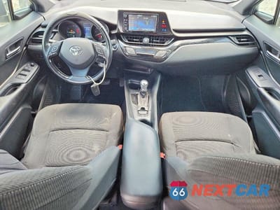Zdjęcie 8 z 12 samochodu: 2018 TOYOTA C-HR XLE PREMIUM VIN:NMTKHMBX3JR041030 - miniatura