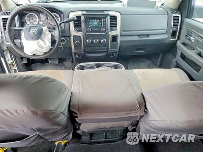Zdjęcie 8 z 13 samochodu: 2015 RAM 2500 SLT VIN:3C6UR5DL1FG638553 - miniatura