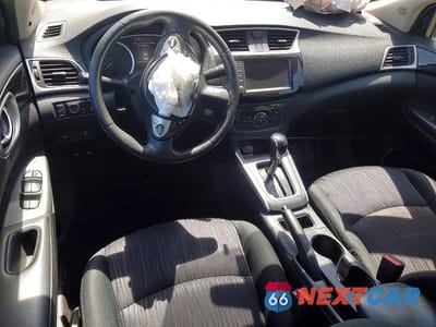 Zdjęcie 8 z 12 samochodu: 2019 NISSAN SENTRA SV VIN:3N1AB7AP3KY448361 - miniatura