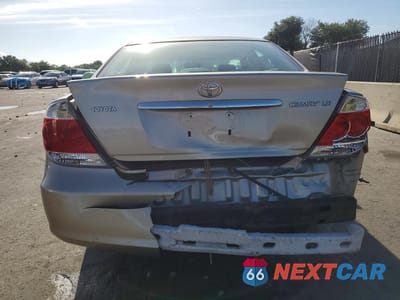 Zdjęcie 6 z 13 samochodu: 2005 TOYOTA CAMRY LE VIN:4T1BE32KX5U435274 - miniatura