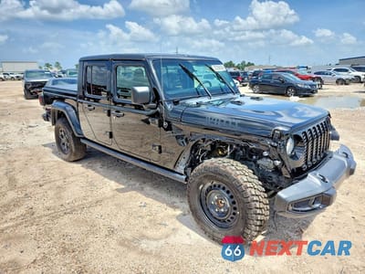 Czwarte zdjęcie samochodu z boku: 2023 JEEP GLADIATOR SPORT VIN:1C6HJTAG8PL506401 - miniatura