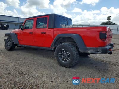 Drugie zdjęcie samochodu z przodu: 2024 JEEP GLADIATOR MOJAVE VIN:1C6JJTEG1RL123317 - miniatura