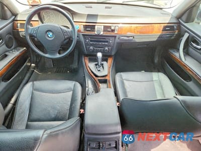 Zdjęcie 8 z 12 samochodu: 2011 BMW 328 VIN:WBAPK5G5XBNN27117 - miniatura