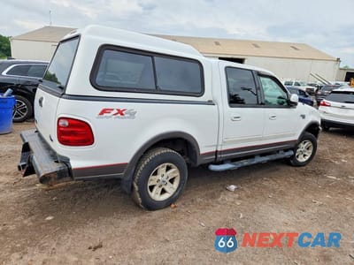 Trzecie zdjęcie samochodu z tyłu: 2003 FORD F150 SUPERCREW VIN:1FTRW08603KC71437 - miniatura