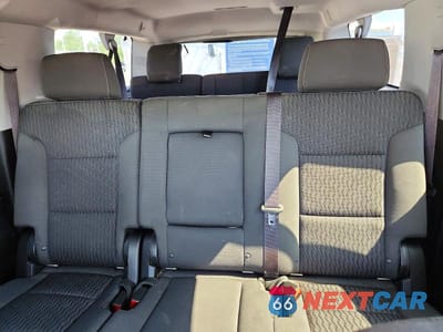 Zdjęcie 10 z 13 samochodu: 2015 CHEVROLET SUBURBAN K1500 LS VIN:1GNSKHEC4FR626182 - miniatura