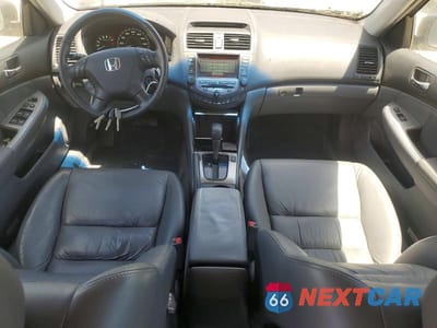 Zdjęcie 8 z 12 samochodu: 2007 HONDA ACCORD EX VIN:1HGCM66897A012879 - miniatura