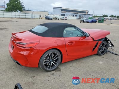 Trzecie zdjęcie samochodu z tyłu: 2020 BMW Z4 M40I VIN:WBAHF9C05LWW43461 - miniatura