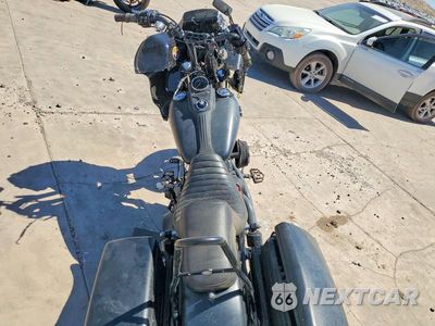 Zdjęcie 6 z 8 samochodu: 2017 HARLEY-DAVIDSON FXDB DYNA STREET BOB VIN:1HD1GXM18HC320171 - miniatura