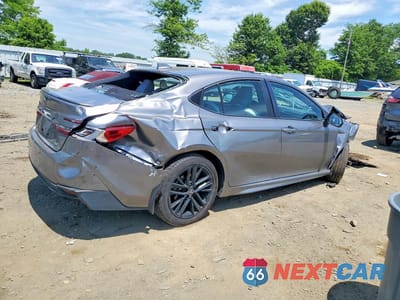 Trzecie zdjęcie samochodu z tyłu: 2025 TOYOTA CAMRY SE VIN:4T1DBADK1SU532698 - miniatura