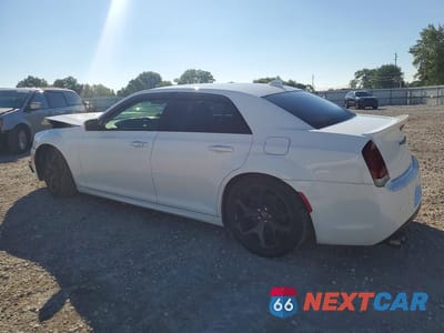Drugie zdjęcie samochodu z przodu: 2021 CHRYSLER 300 S VIN:2C3CCABG1MH660784 - miniatura