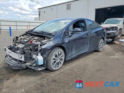2021 TOYOTA PRIUS PRIME LIMITED JTDKAMFP8M3174808 - główne zdjęcie licytacji z USA - miniatura