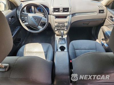 Zdjęcie 8 z 12 samochodu: 2010 FORD FUSION SE VIN:3FAHP0HA7AR381638 - miniatura