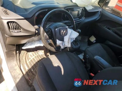 Zdjęcie 8 z 13 samochodu: 2016 RAM PROMASTER CITY SLT VIN:ZFBERFBT1G6B52162 - miniatura